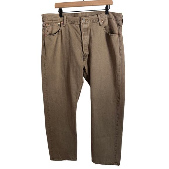 Levi 501 Men's Jeans Brown/Tan Size 40 x 30 Straight Leg Button Fly - Picture 1 of 8